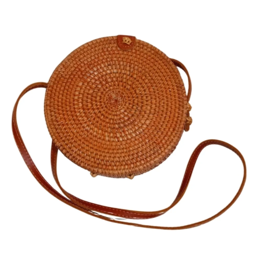 Handwoven Round Rattan Wicker Crossbody Boho Bag - Picture 4 of 5